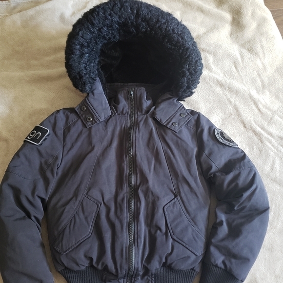 Women's Black Ski & Snow Jacket - Picture 1 of 10